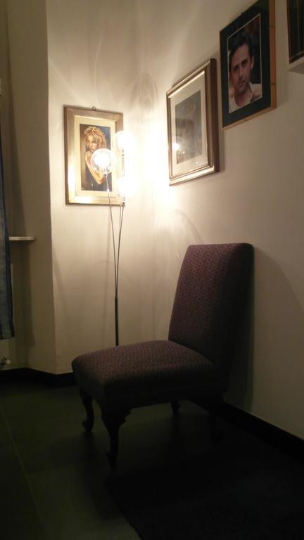 Ferienwohnung Chez Elio La Spezia Zimmer foto