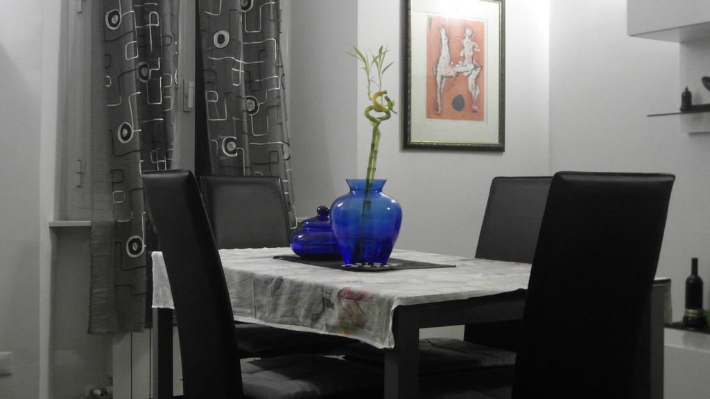 Ferienwohnung Chez Elio La Spezia Zimmer foto