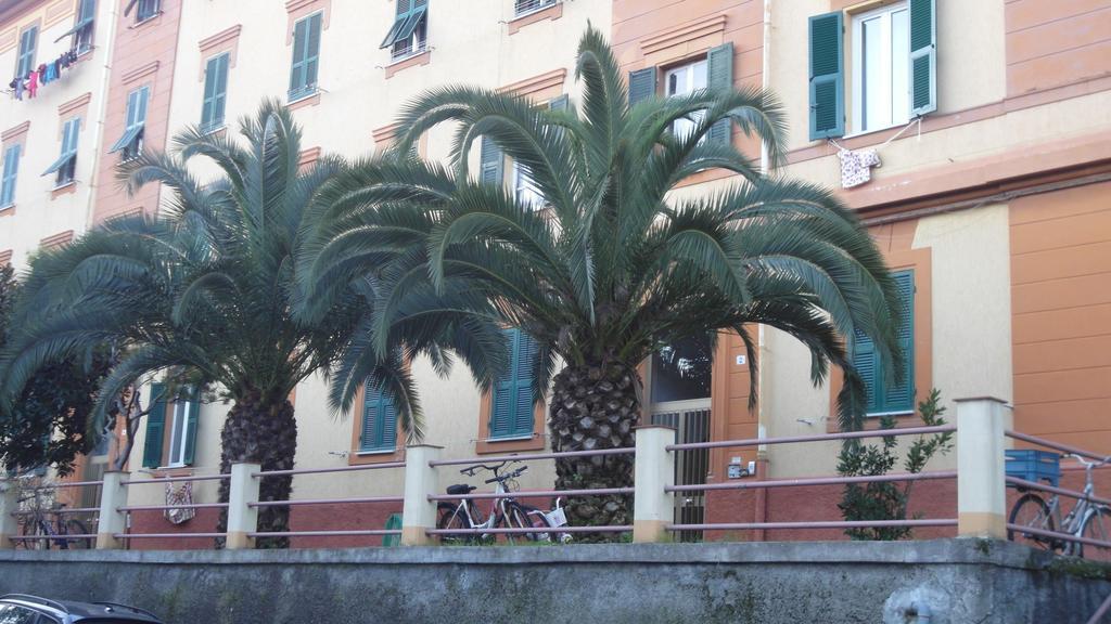 Ferienwohnung Chez Elio La Spezia Zimmer foto